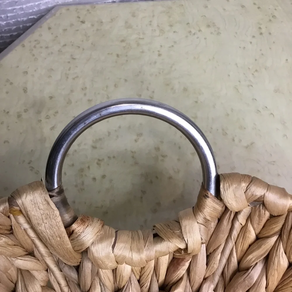 N/A rustic woven
